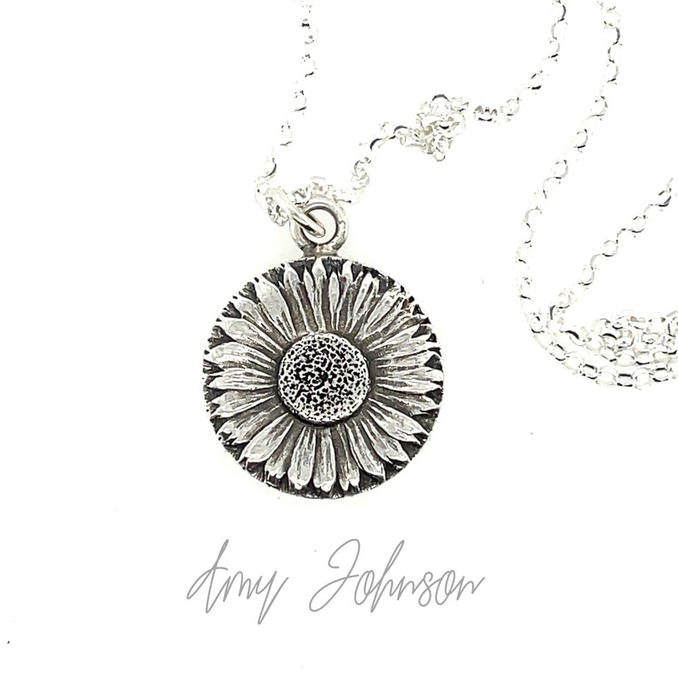 Daisy Necklace