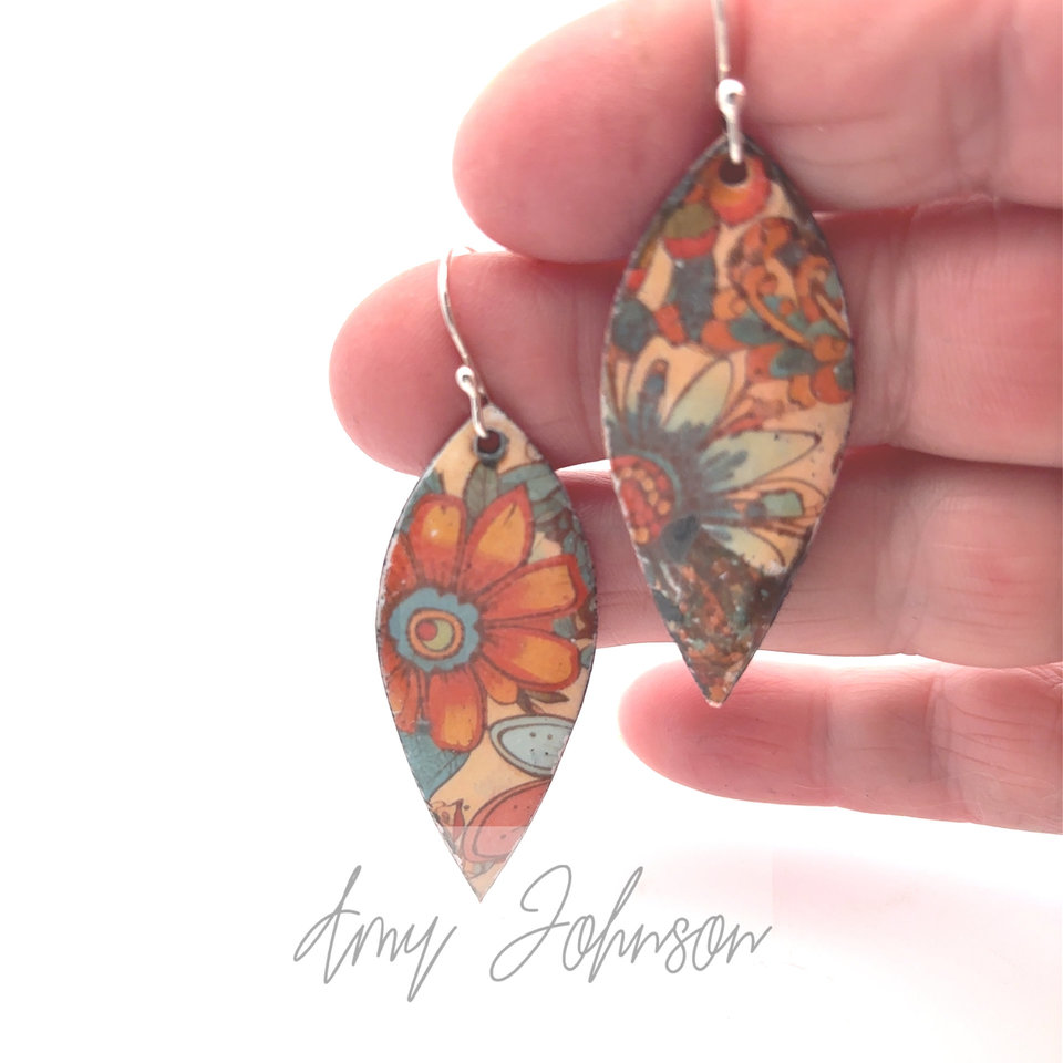 Rustique Fleur Enamel Earrings